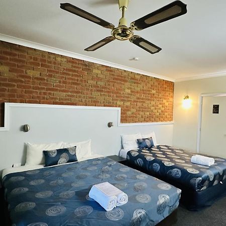 Early Australian Motor Inn Mildura Exteriör bild