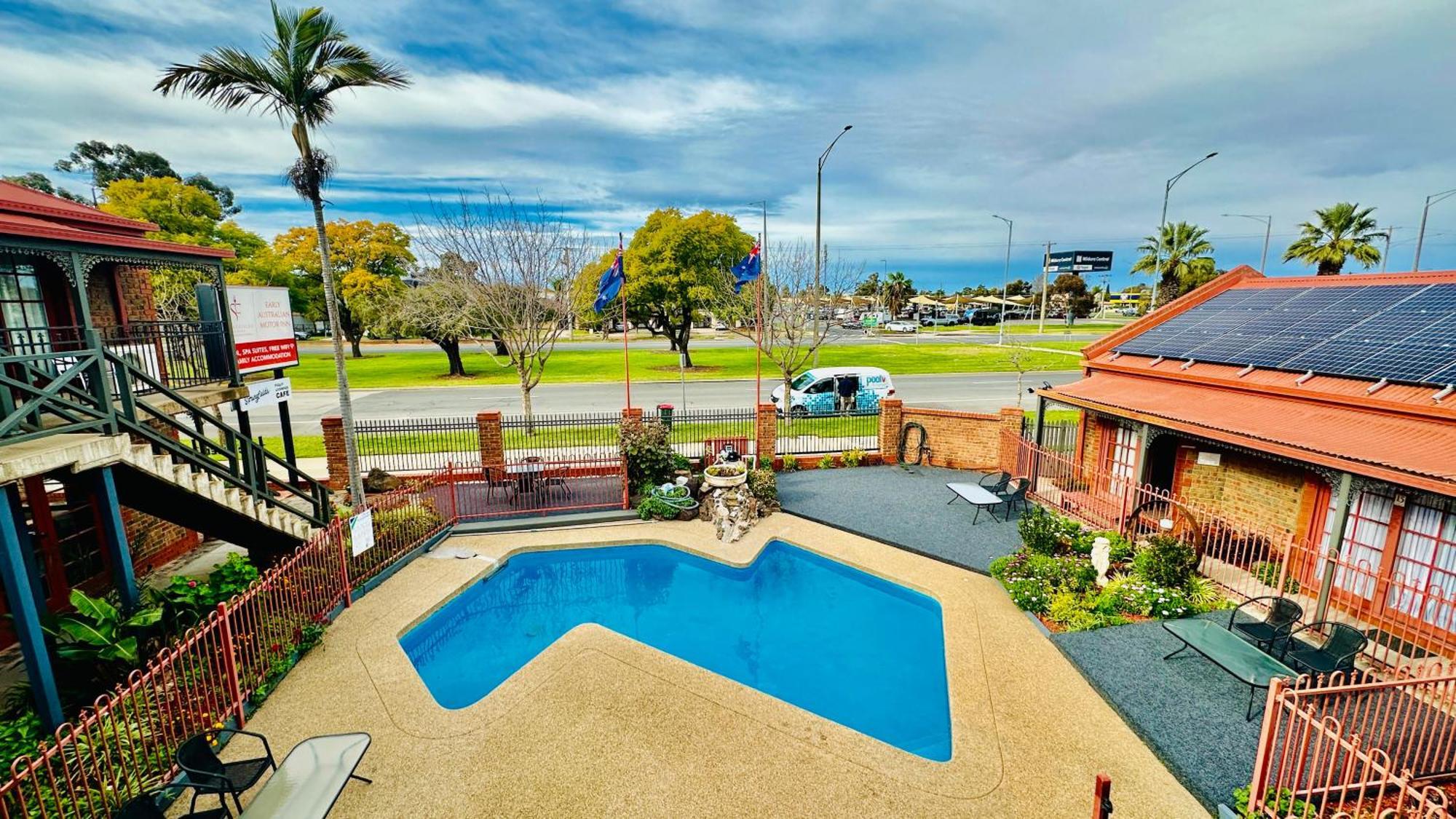 Early Australian Motor Inn Mildura Exteriör bild